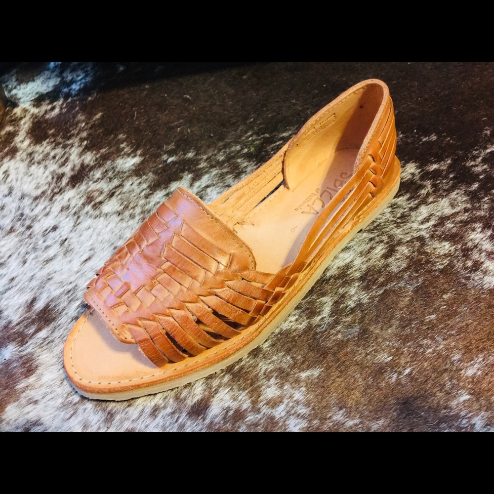 Tan Sbicca shoes